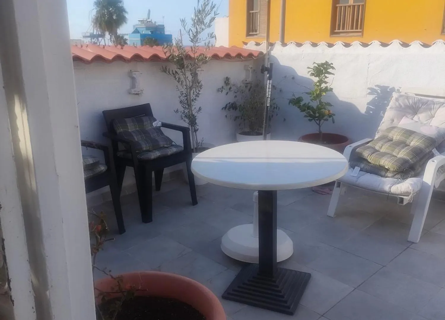 Alba 2 Apartamento Y Alba 3 Habitacion Con Bano 푸에르토델로사리오 0*,  스페인